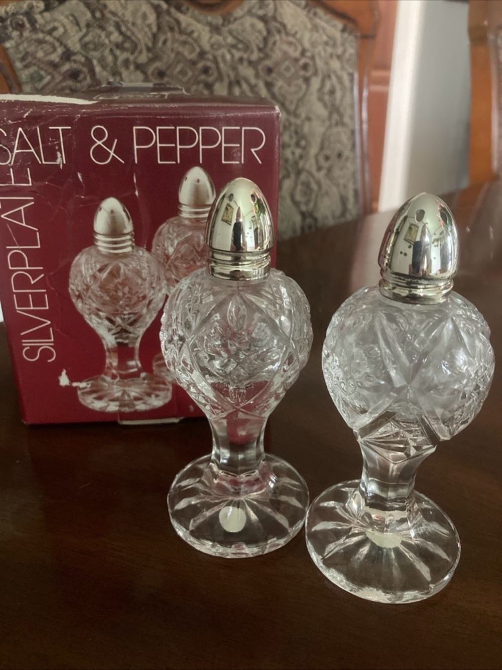 FB Roger’s silverplate & cut glass salt pepper shakers w/ box 4.75”